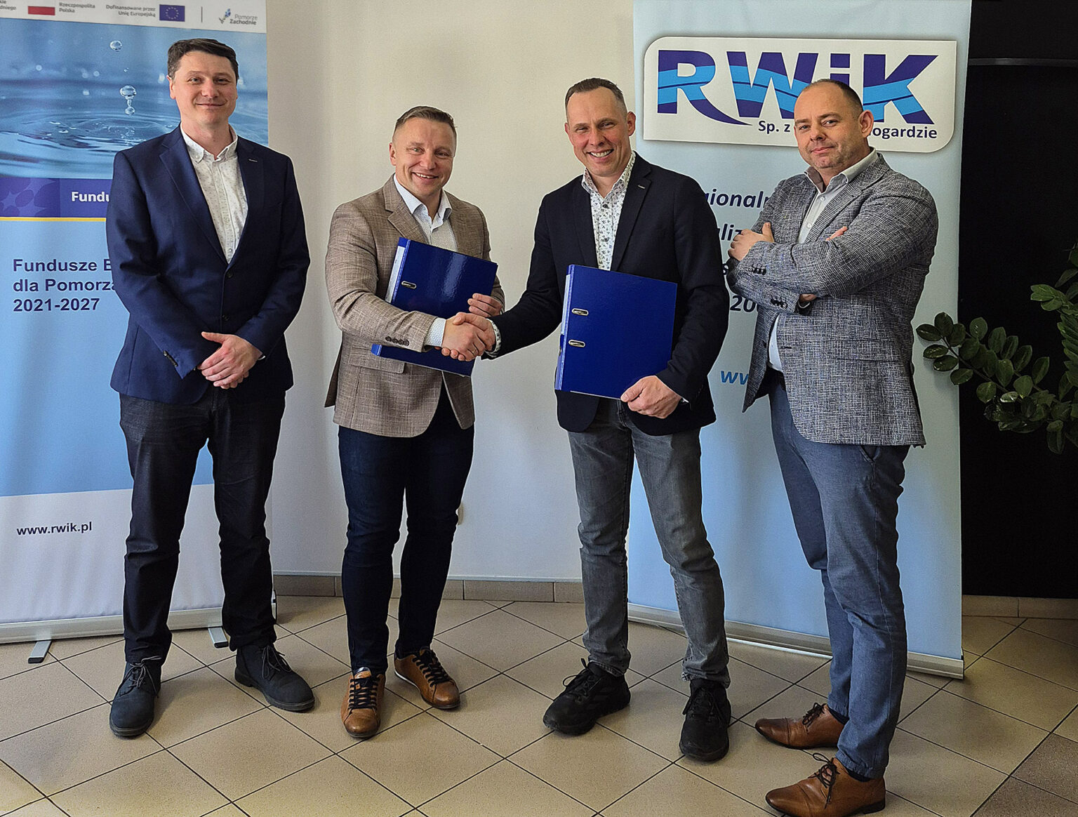 2 kwietnia 2026 r. EkoWodrol Sp. z o.o. zawarł umowę na realizację zadania pn. „Rozbudowa i przebudowa hydroforni wraz ze zmianą sposobu użytkowania na budynek SUW, m. Bożniewice, gm. Bobolice”.